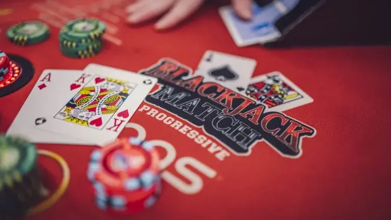 Action blackjack game
